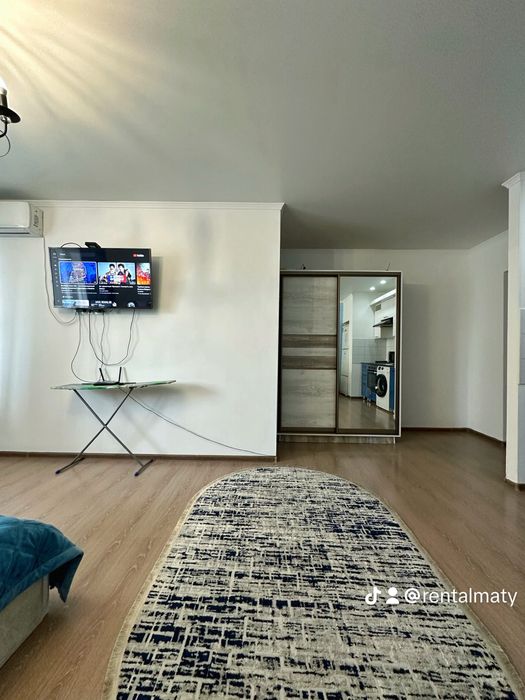 Посуточно студия со смарт в ЖК УШ СУНКАР