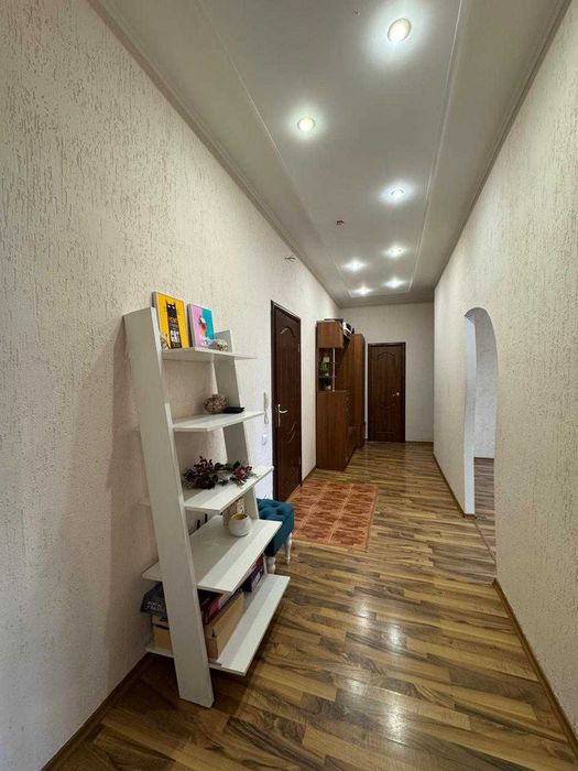 Продам 2 комнатную квартиру