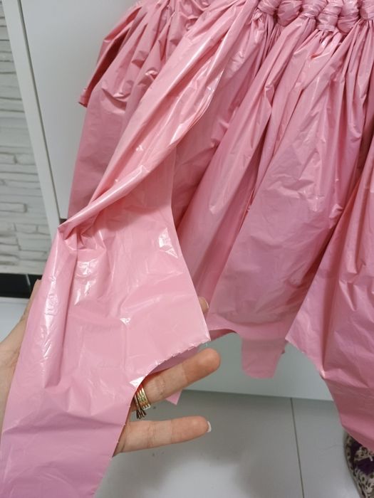 Rochie din materiale reciclabile