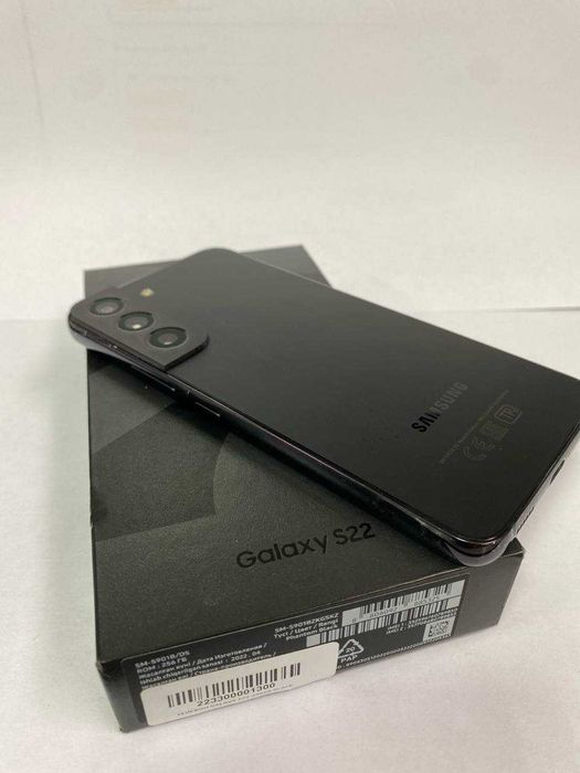 Samsung Galaxy S22 ((Алматы)) 898989