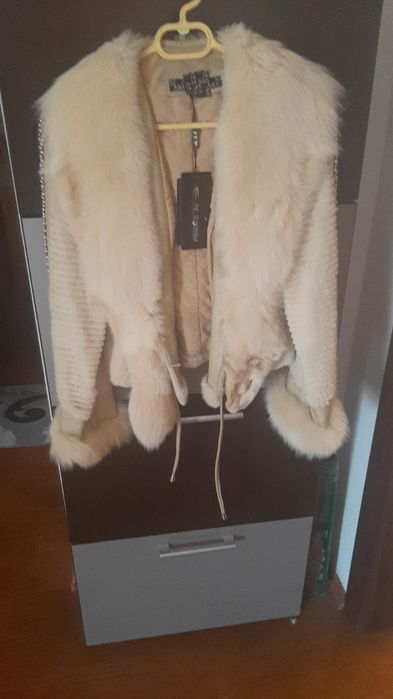 Geacă din piele de vulpe