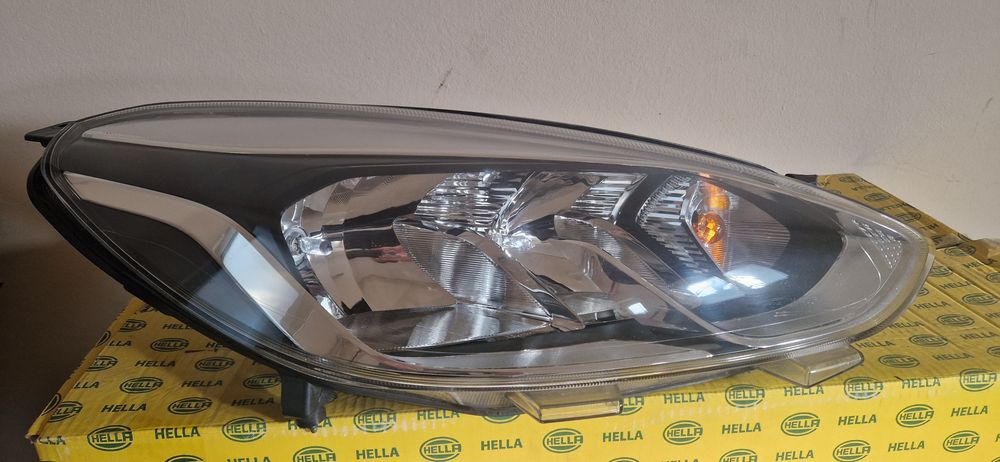 Far Dreapta Ford Fiesta 2018