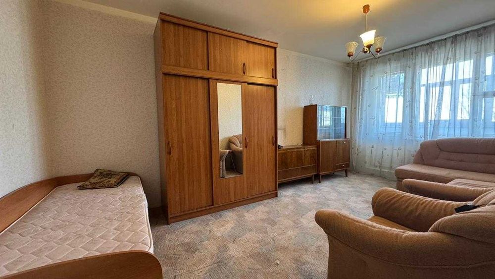 Продается 2- ком Кв Дзержинского 9