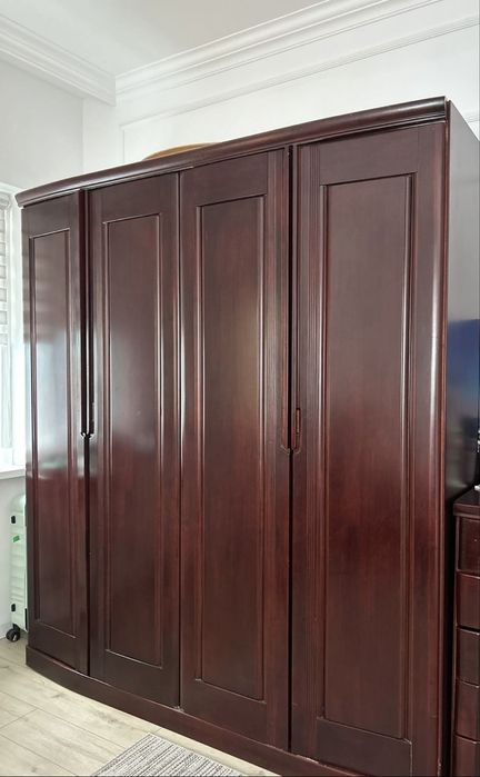 Отдам почти даром