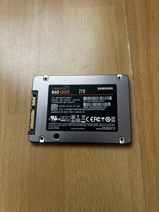 SSD Samsung 860 QVO 2TB SATA III – Stare Excelentă