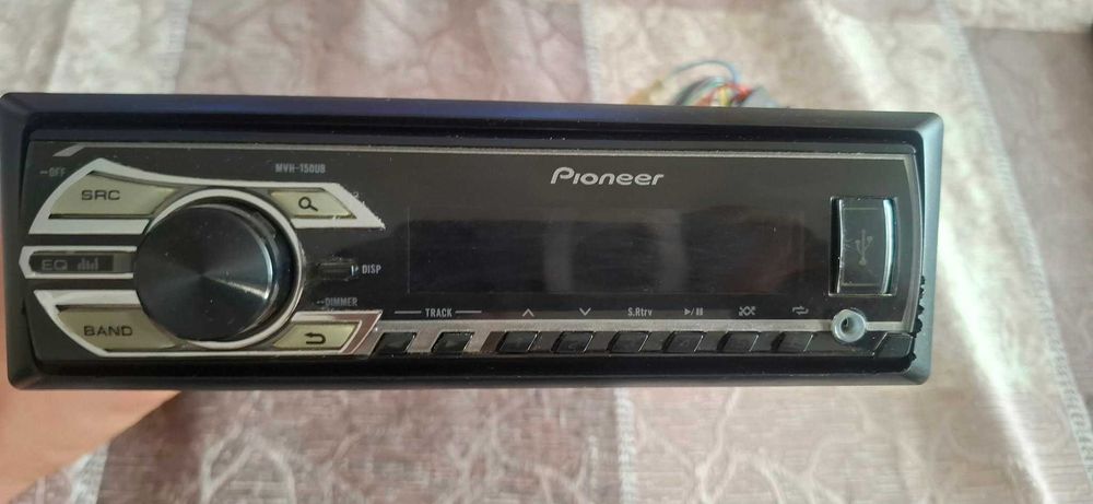 Pioneer MVH-150UB Авто радио