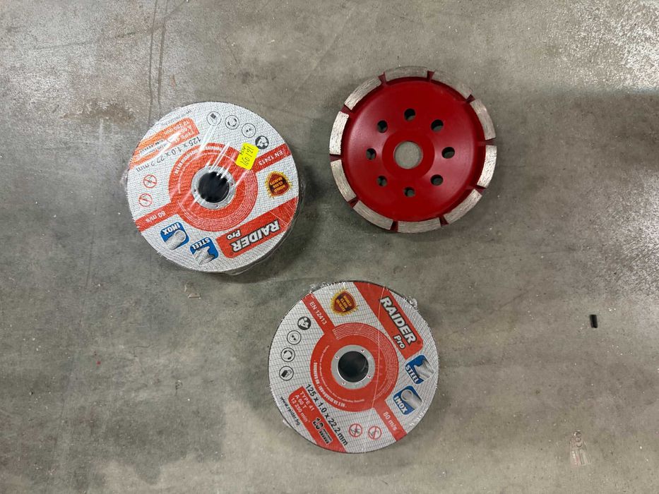 Удължител 5m/Чук/Клещи/Ключ тръбен/Ролетка 5m/Поялник/Диск за метал