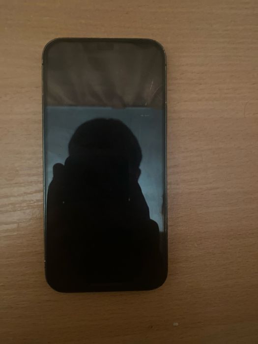 Обменяю iPhone 12 pro