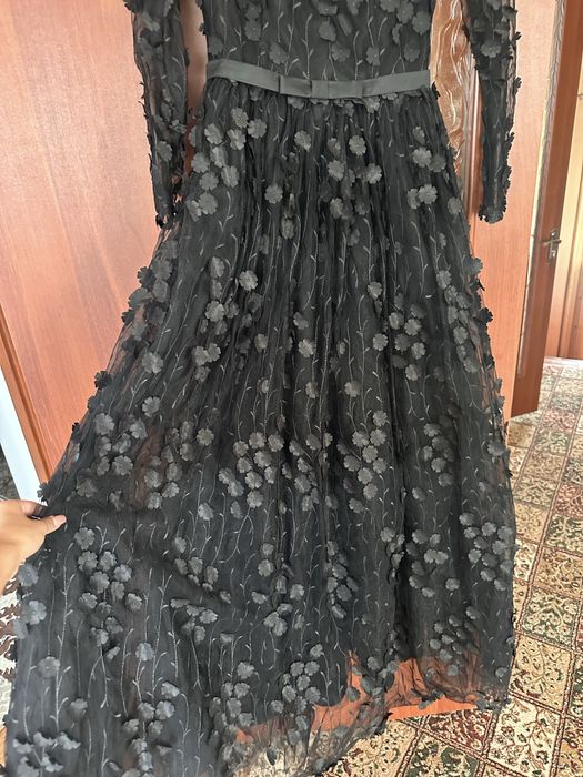 Продам платье состояние новое