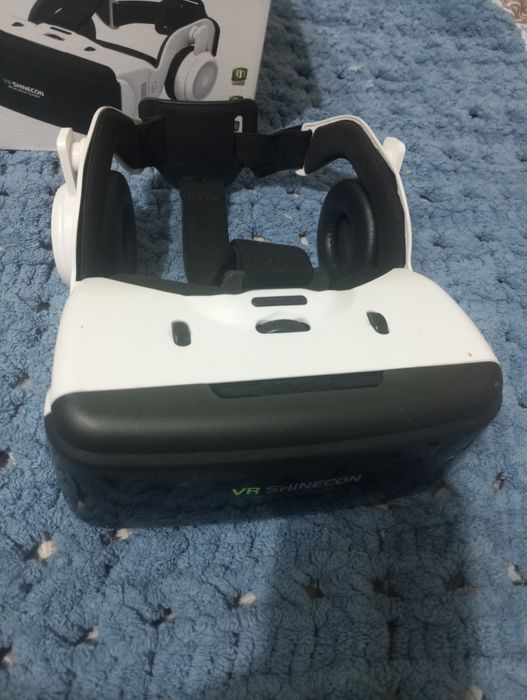 VR очки с геймпадом