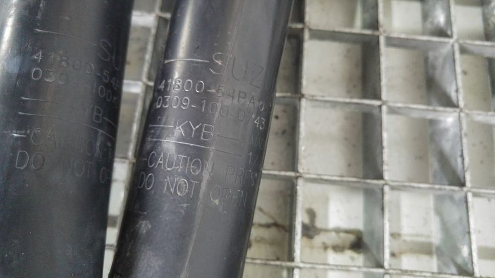 set amortizoare spate 1.6 d d16aa suzuki vitara ly tractiune fata 41800-54pa0