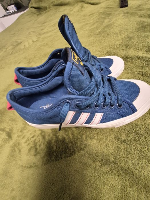 Vand teniși Adidas