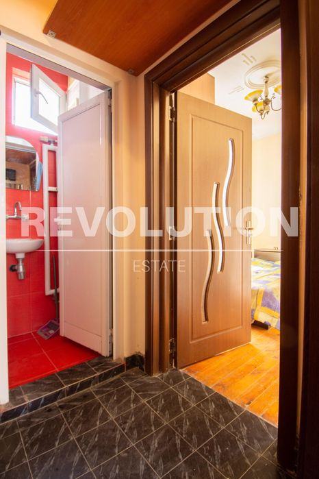 Дава се под наем Двустаен апартамент в София, Център - 65 кв.м за 500 € - Снимка #10