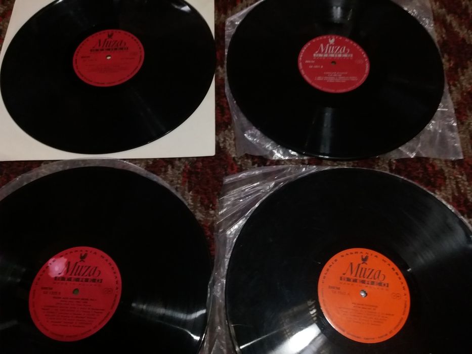 Пластинки зарубежных фирм Смотрите 8 фото Читайте описании