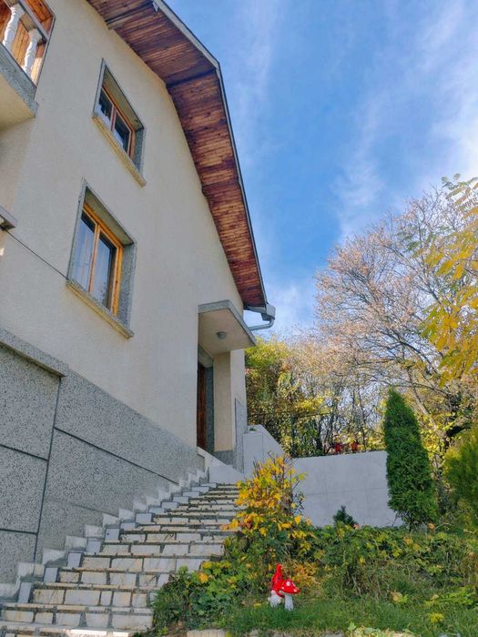 къща за продажба в Бистрица
