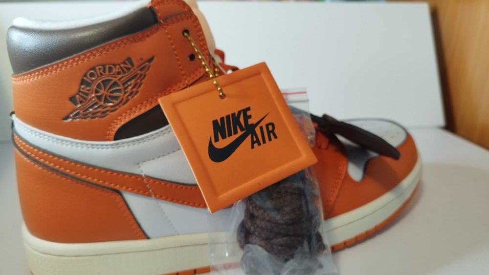 Jordan 1 Retro High OG Starfish