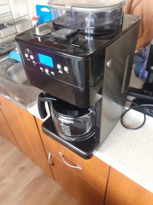 Кафе машина-робот!