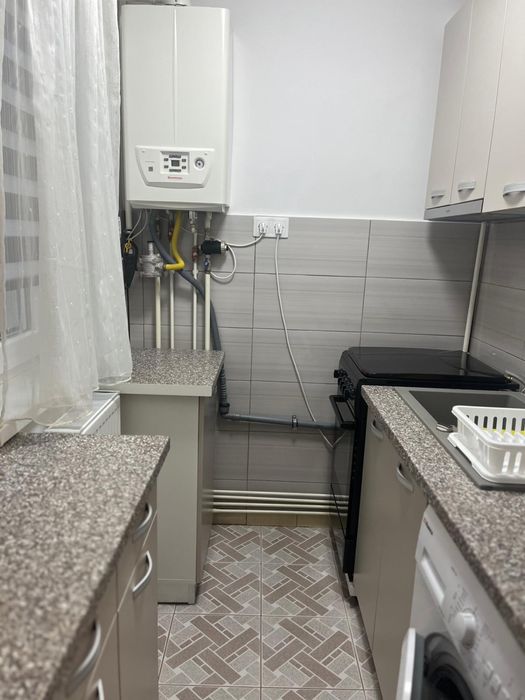 Inchiriez apartament 2 camere