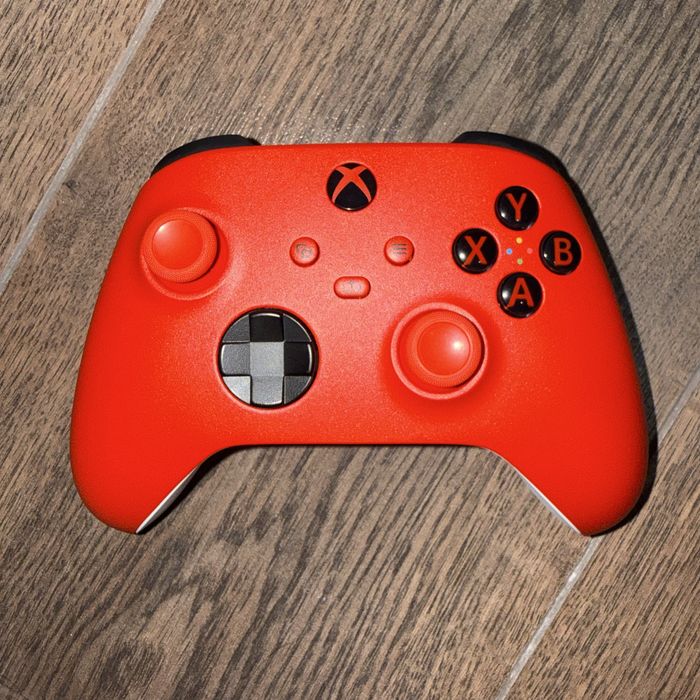 Жаңадай Xbox Wireless Controller Pulse Red геймпады