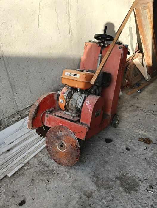 Mașina de tăiat beton