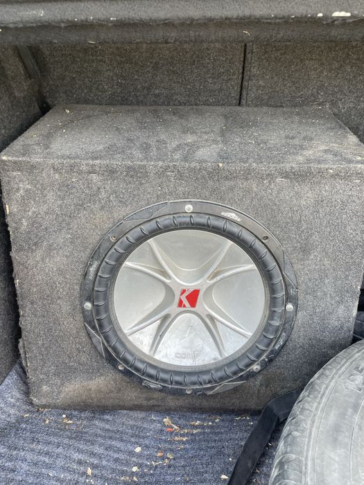 Продам активный саб
