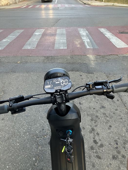 Dezmembrez bicicleta electrica Niu Aero