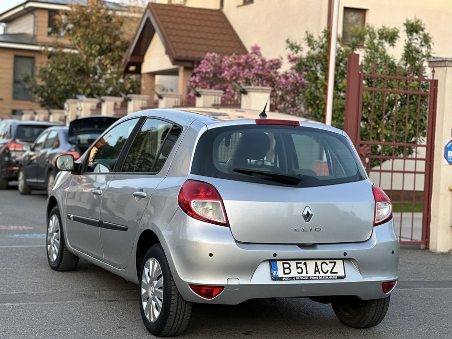 RENAULT Clio 2010 — imagine 5