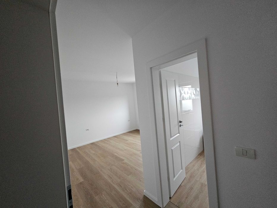 Vând apartament în duplex nou, 3 camere 2 băi, Şag TM