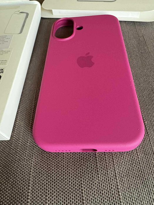 Калъф Apple за iPhone 16