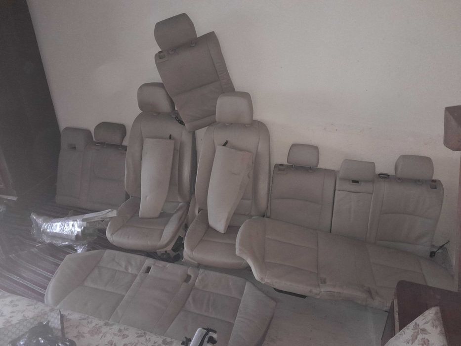 Scaune de masina