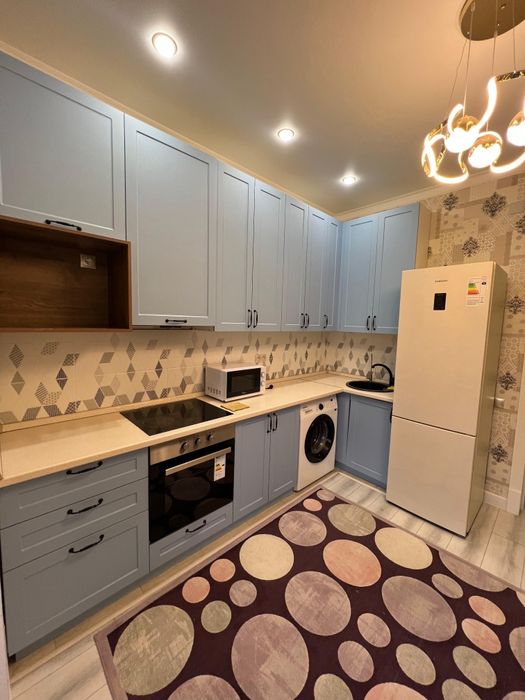 Продаётся 1ком 42кв метра