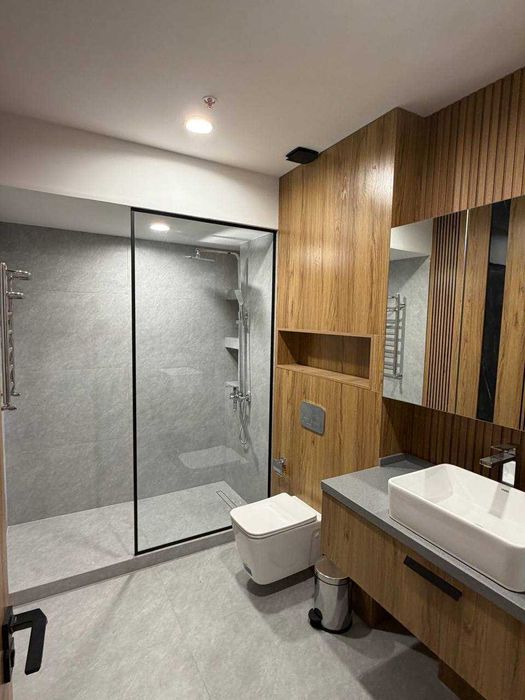 *Срочно Piramit Tower 3ком квартира 101м2.Евро.Ул.Бабура.Центр.