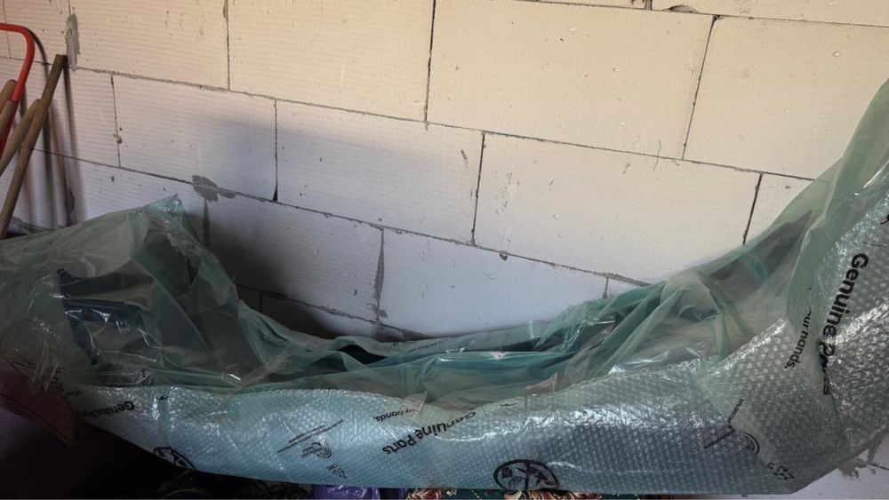 Продам бампер на хендай элантру