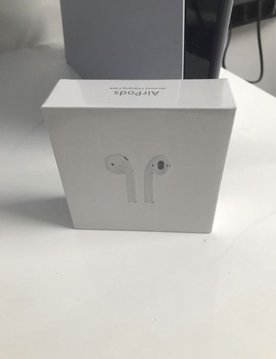 Vand casti AirPods Apple 2nd generation