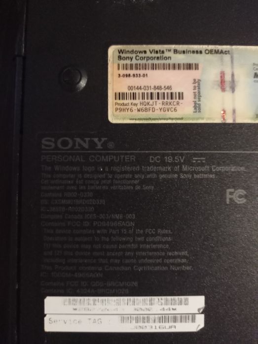 Продам ноутбук на запчасти