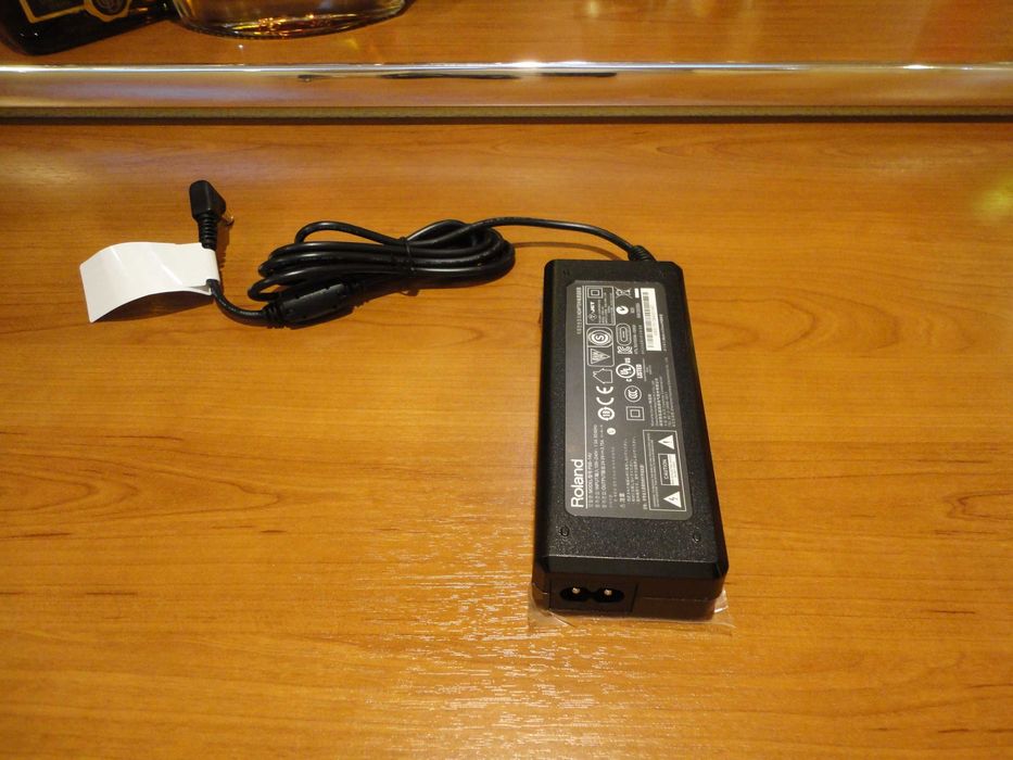 Adaptor AC Roland PSB-14U - Acordeon Roland Fr8X/Fr8xb