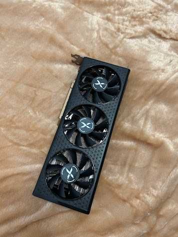 Placa video AMD RX 6650 XT 8GB, x3 fans CITITI DESCRIEREA