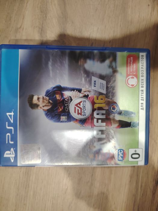 Продаю playstation 4 fat