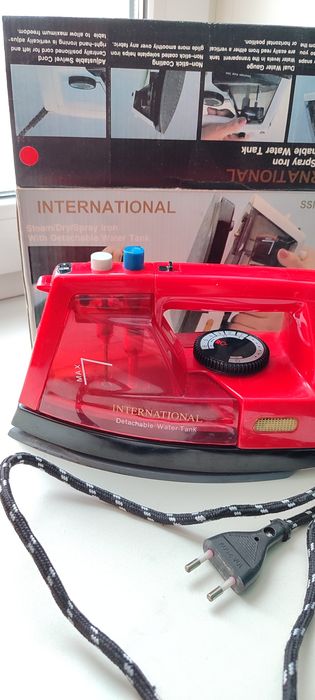 Утюг паровой электрический