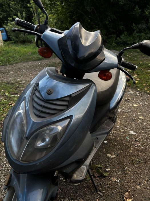 Продам скутер Raser lupus