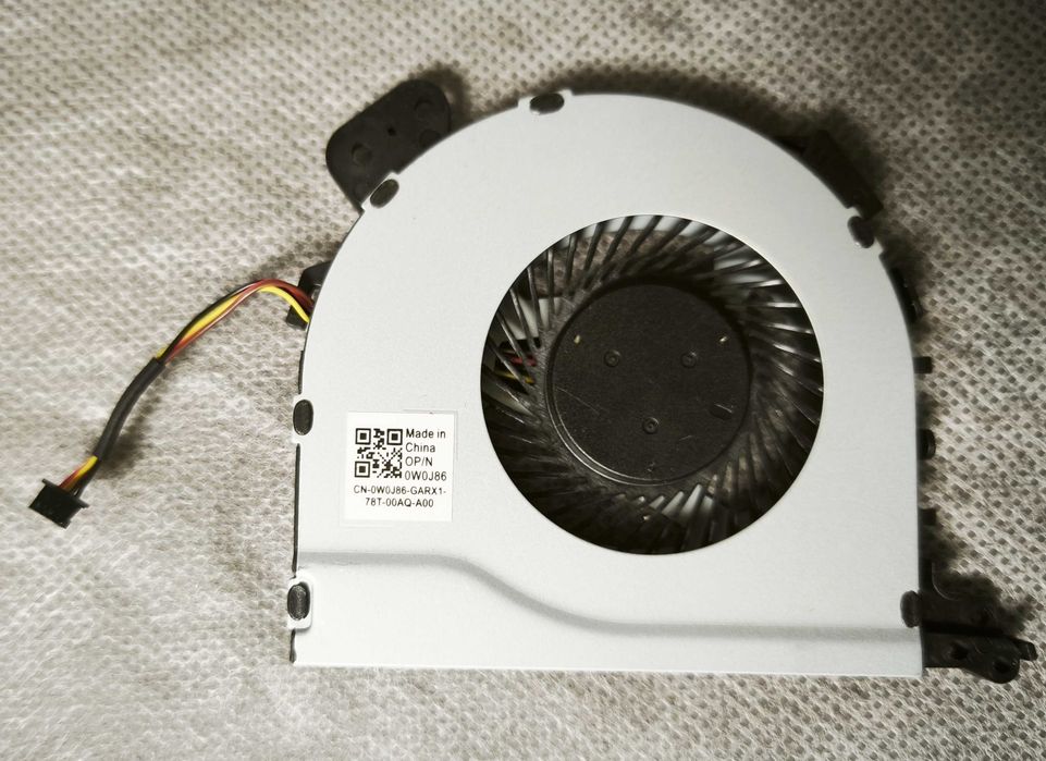 Нов вентилатор DC28000DBFO за лаптоп  Lenovo Ideapad 320