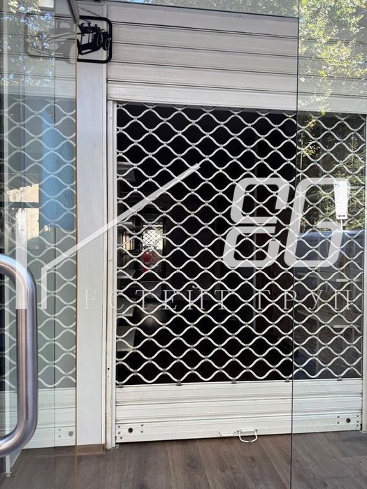 Магазин в Варна-Идеален център площ 18 цена 385