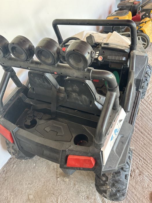 Masinuta electica copii…utilizata un an…