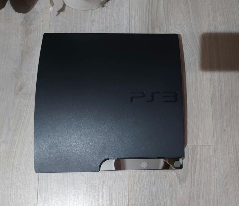 Playstation 3 slim model CECH-2504B pentru piese