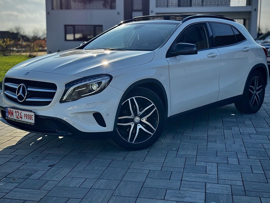 Mercedes Benz Gla200 d 4matic Automat 7g-tronic Sport - Cash sau rate