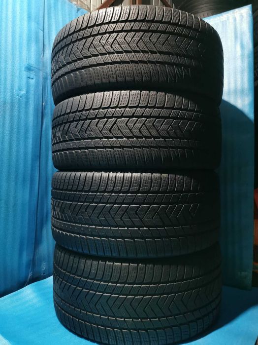 285/40 R22 - 325/35 R22 pirelli m+s 4 bucati
