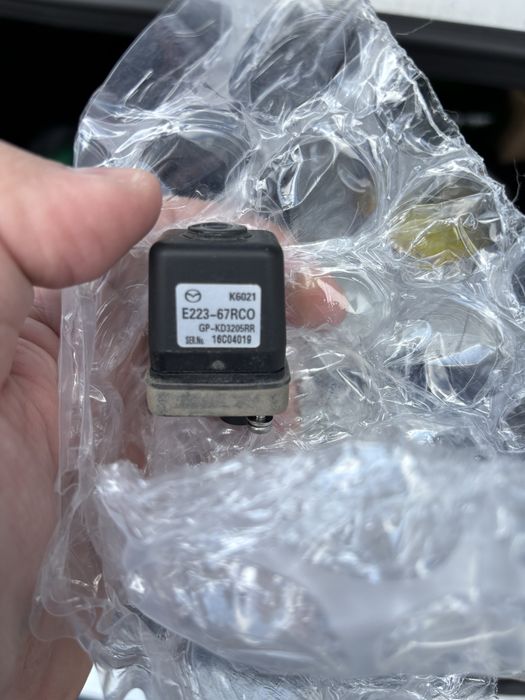 Камера заден ход Mazda CX-7