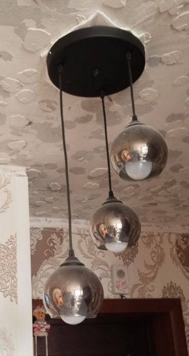 Продам светло люстра б/у