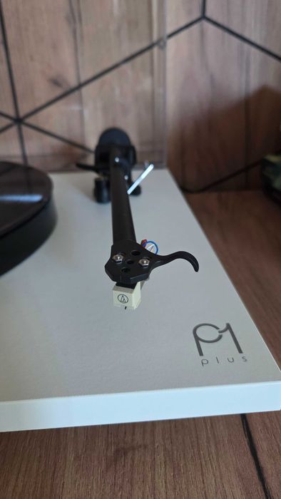 Rega planar 1 plus