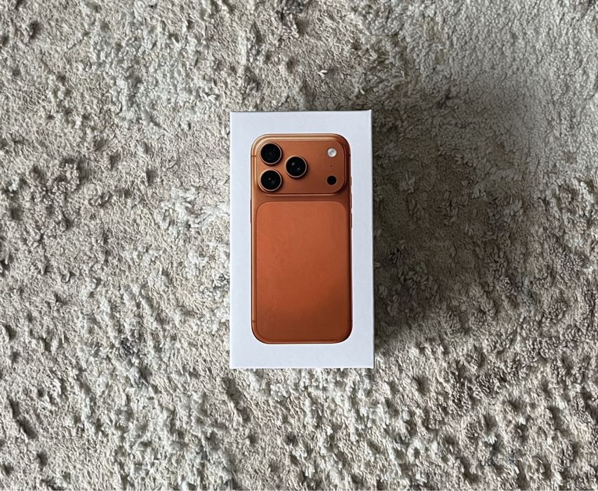 Iphone 17 pro max mini